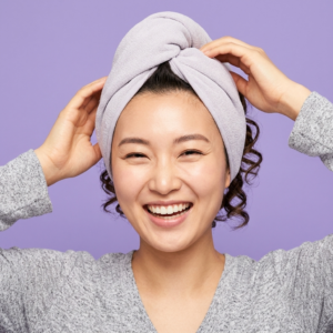 3 Best Weightless Microfiber Towels for Fine, High-Density Asian Curls 11 02